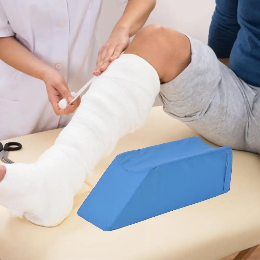 Подушка на танкетке переносная с эффектом памяти подставка для ног Райзер