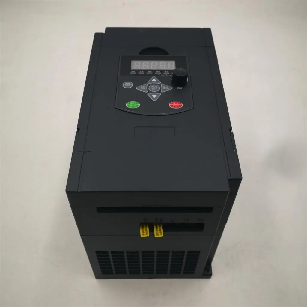 Вектор AC 380V 5.5KW частотно-регулируемый привод инвертор подходит для 3-фазный