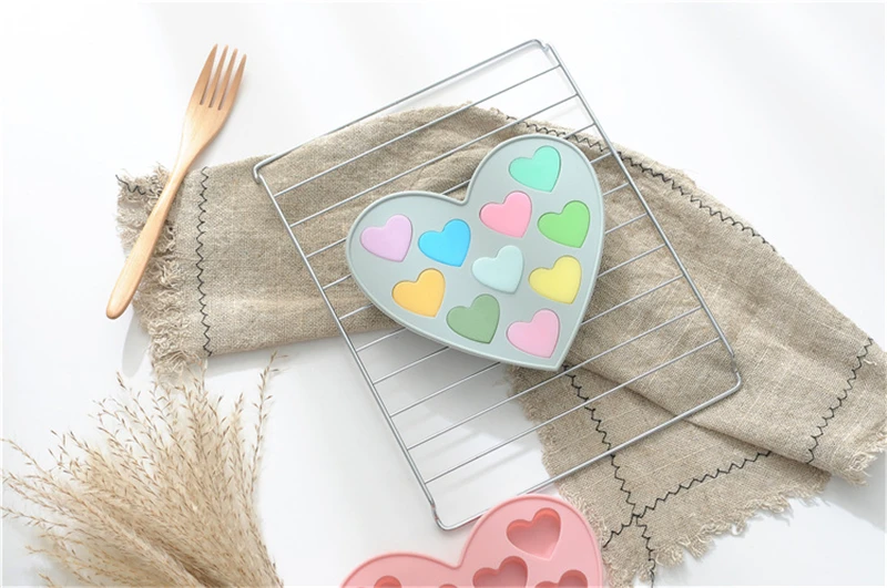 9385518517_1937176052