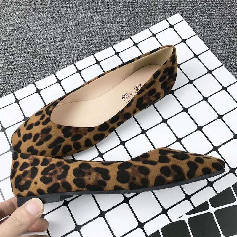 Women Flats Leopard Pattern Square Toe Shallow Flock Ballet Moccasins Comfy Slip On