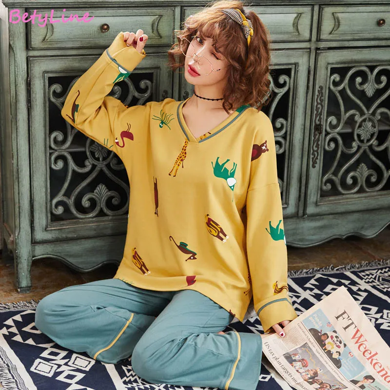

Womens Pajamas Sets Warm Long Sleeve cartoon Pattern Large Size Girls Sleepwear Women's Pijamas Suit Home Clothes Pyjama Femme