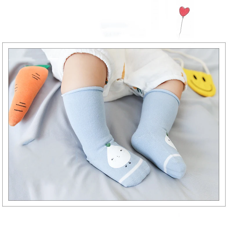 3 пар/лот, носки для маленьких мальчиков хлопковые Новые плотные носки с милыми рисунками для новорожденных удобные нескользящие зимние носки для маленьких девочек и мальчиков