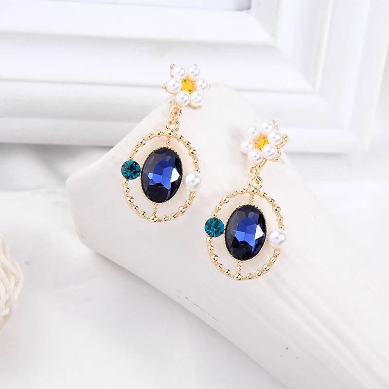 

Fashion Cute Ethnic New Arrival Earring For Women Handmade Flower Drop Earring Handmade Date Gift