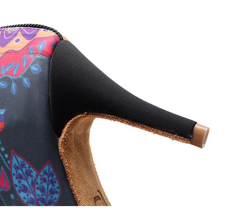 Новые Современные тканевые танцевальные туфли с цветочным принтом для сальсы; женская обувь; простая стильная обувь для латинских танцев для девочек; Танцевальная обувь с мягкой подошвой для бальных танцев