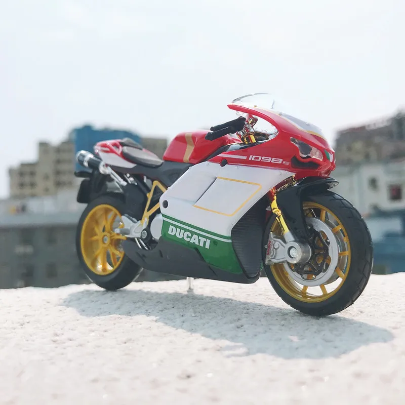 

Maisto NEW 1:18 Ducati 1199 Superle Alloy Diecast Motorcycle Model Workable Shork-Absorber Toy For Children Gifts Toy Collection