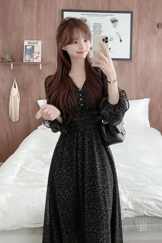 Женская Осенняя одежда с цветочным воротником и поясом |