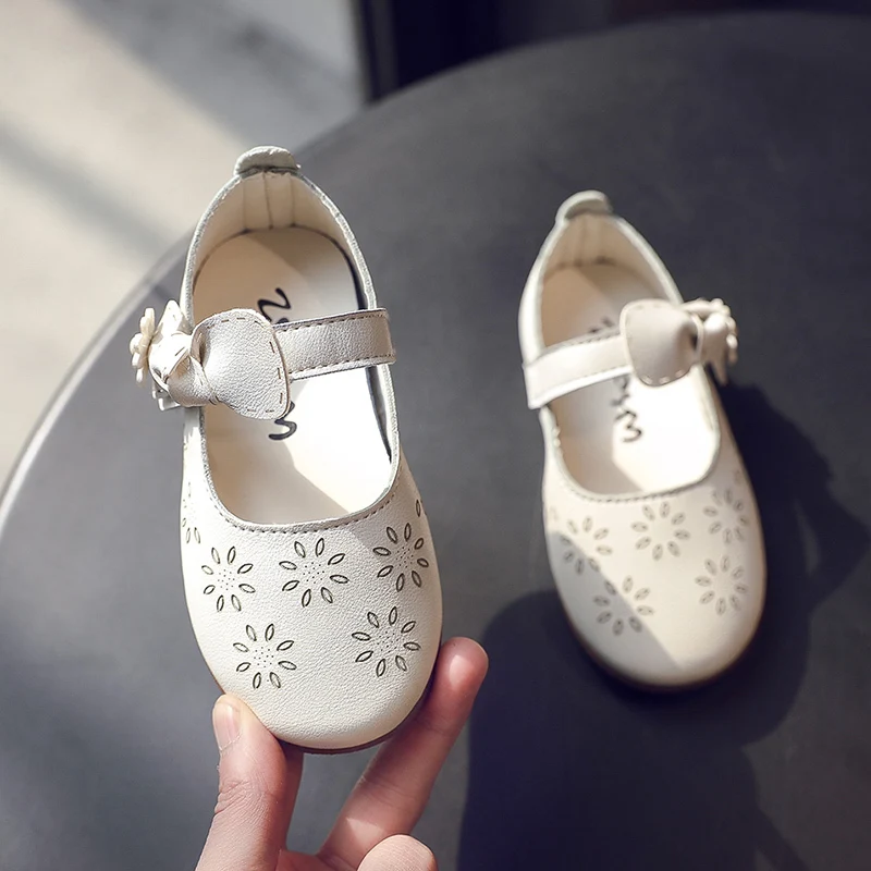 Кожаные туфли для девочек новинка 2020 корейские детские весенние принцессы из