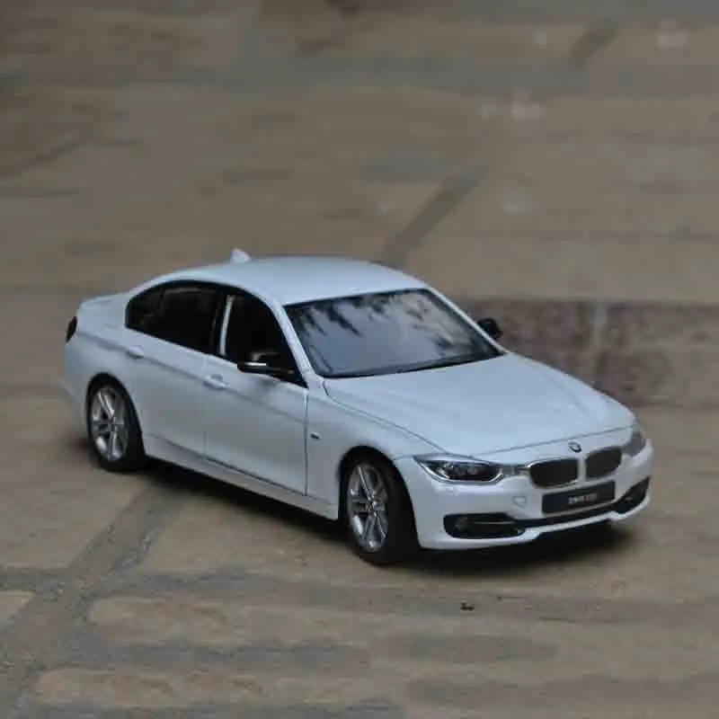 Welly 1/24 1:24 BMW 3 серия 335 335I спортивный гоночный автомобиль литой дисплей
