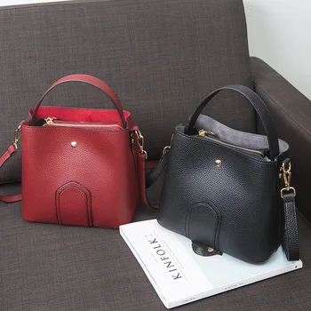 

Women's Fashion PU Vintage Concise Handbag OL Personality Chain Shipping Shoulder Tote Bag for Office Daily