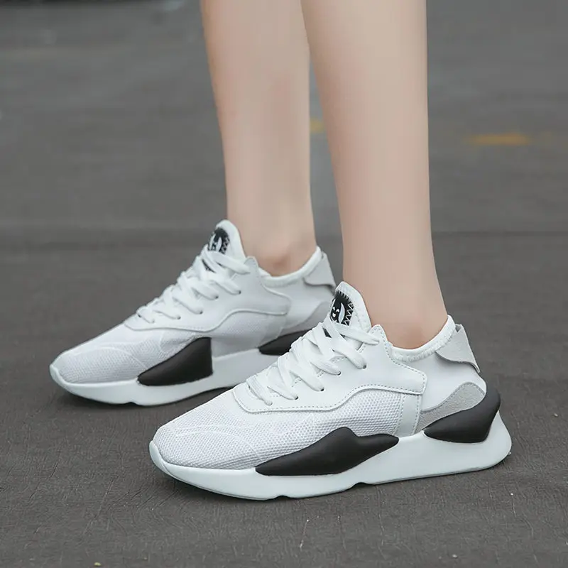 Кроссовки для мужчин; Высококачественная спортивная обувь на шнуровке; удобная трендовая дышащая обувь для бега; брендовая износостойкая женская обувь - Цвет: 502-White
