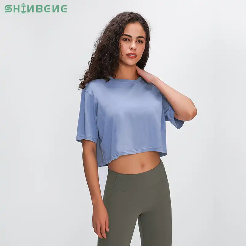 loose workout crop top