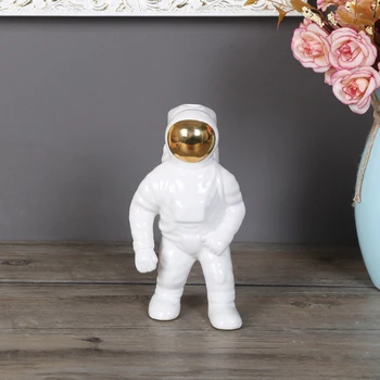 

Craft Anti Slip Free Standing Home Decor Astronaut Sculpture Non Toxic Durable Living Room Space Man Ceramic Vase Smooth Desktop
