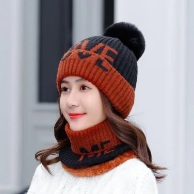 Женская зимняя шапка бини шарф набор с надписью Love Толстая теплая вязаная шапка с помпоном верхняя одежда спортивная Лыжная зимняя повседневная Корейская шапка и снуд - Цвет: Set black