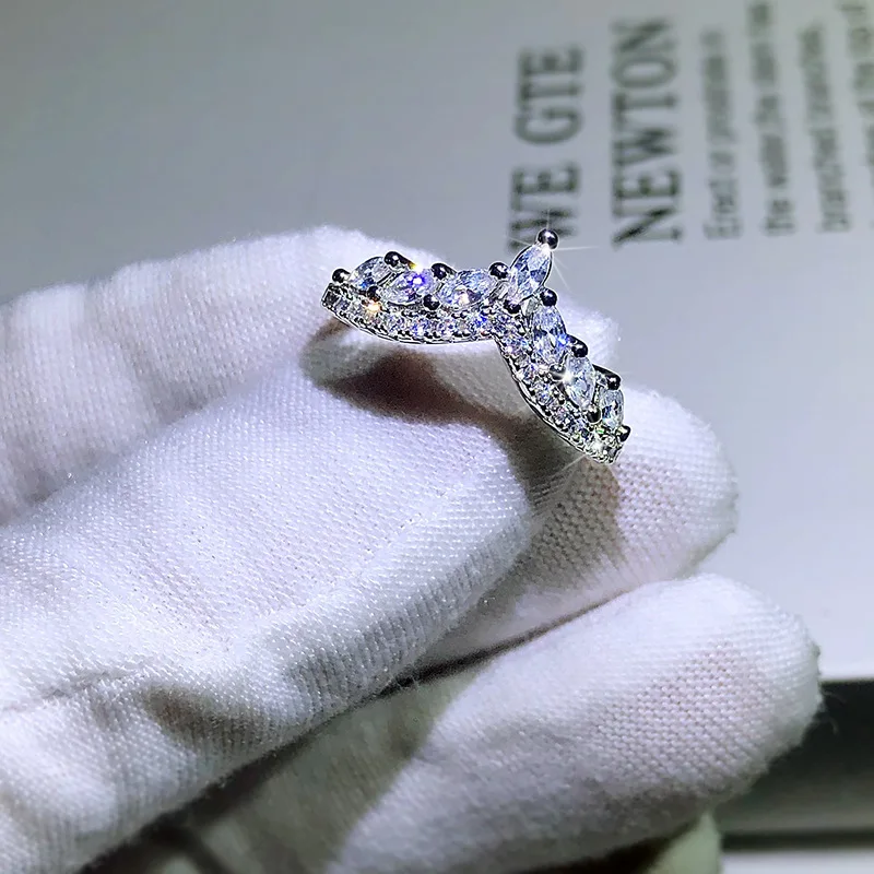 Silver Ring Exquisite Ladies V-shaped Zircon 925 Sterling for Wedding Bridal Birthday