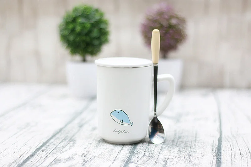 03 Креативная белая фарфоровая чашка с крышкой-ложкой, керамическая кружка с милым животным узором, чашка для молока, чая, Офисная кофейная чашка, посуда для напитков - Цвет: 03
