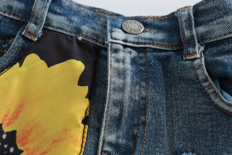 9060787547_301823553