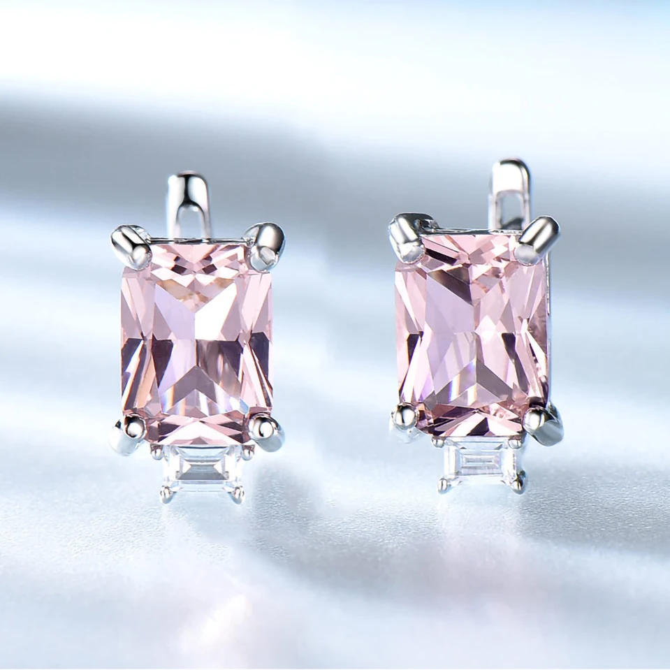 14491061159_554935085