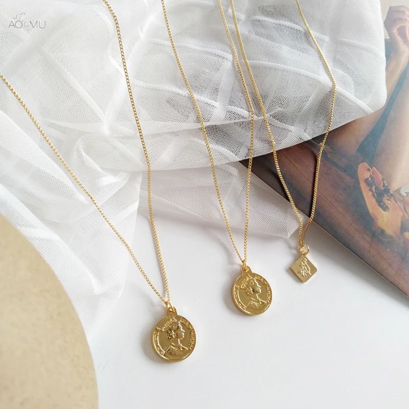 

Vintage Portrait Coin Square Pendant Necklace For Women Fashion Figure Long Necklaces & Pendant Gold Color Female Jewelry Gift