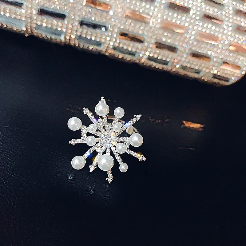 13537220823_1250376837