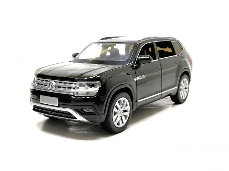 НОВАЯ литая под давлением 1:32 масштабные модели автомобилей металлическая модель звук и свет оттяните назад SUV 7 дверей можно открыть для детей