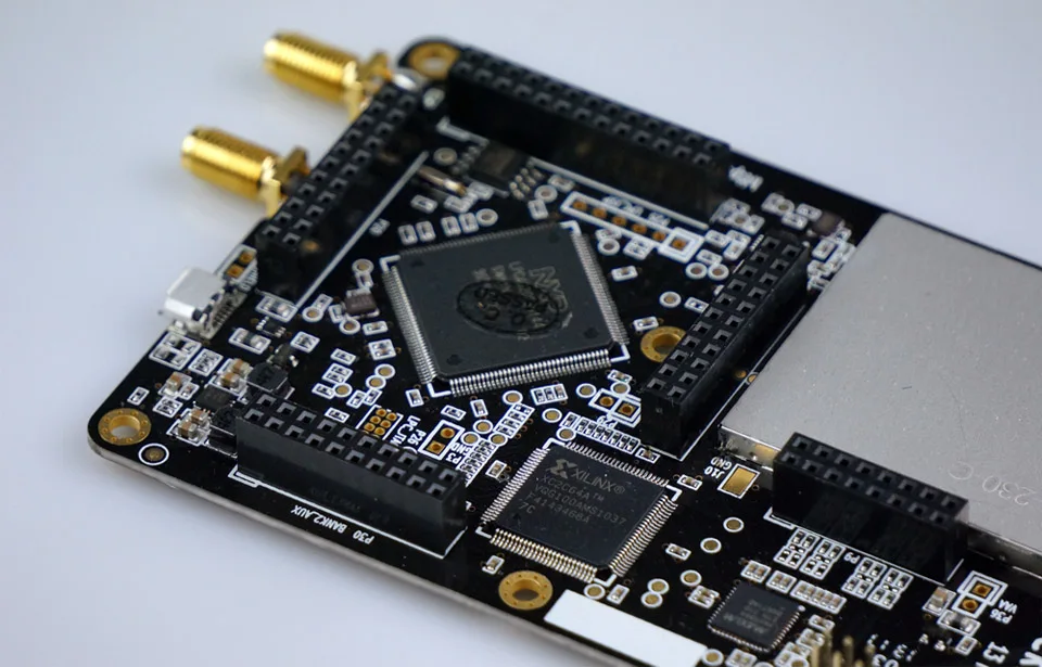 Программное радио HackRF One с открытым исходным кодом|Демонстрационные стенды| |