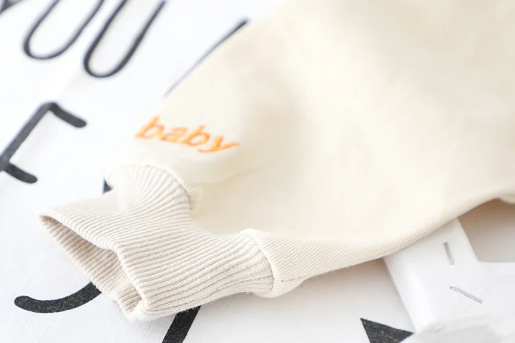 13227002734_2092375432