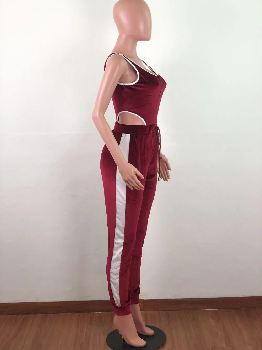 12076474324_2132539483