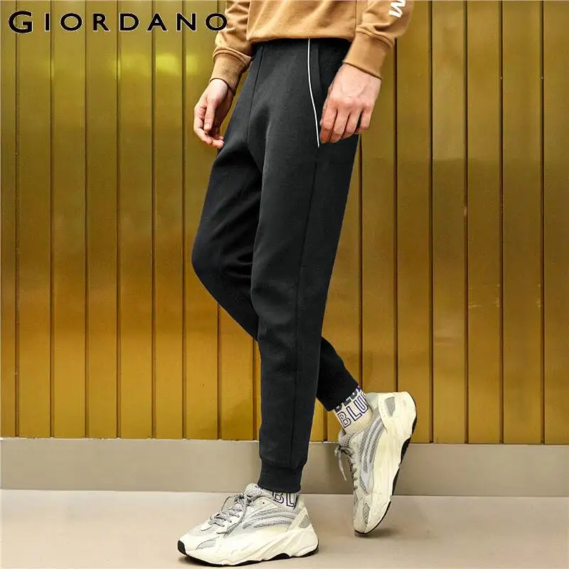 

Giordano Men Pants Interlock Reflective Edge Joggers Elastic Waistband Knit Pants Cotton Blend Pantalones Hombre 01119097