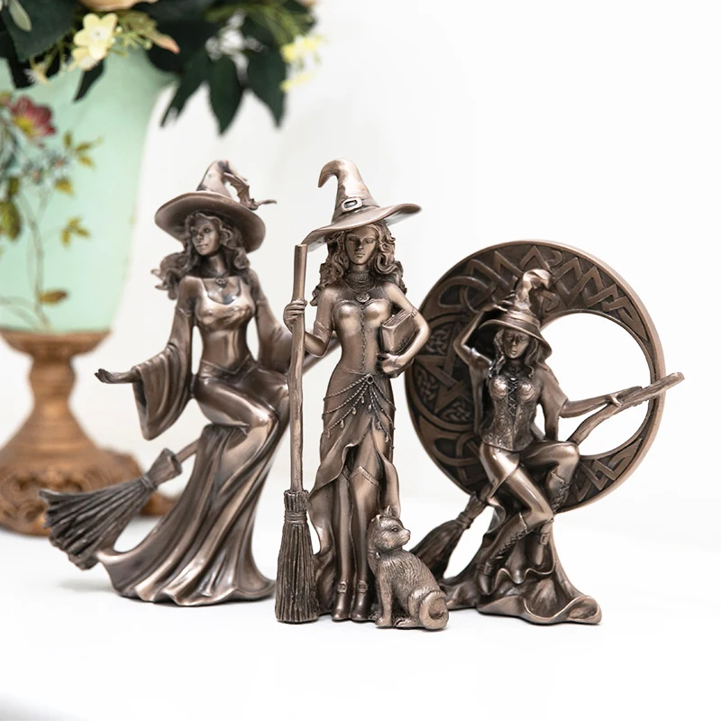 MGT Nordic Rtro Modern Minimalist Personality Witch Statue Craft Hoom Accessories Desk Kids Room Decor Fairy