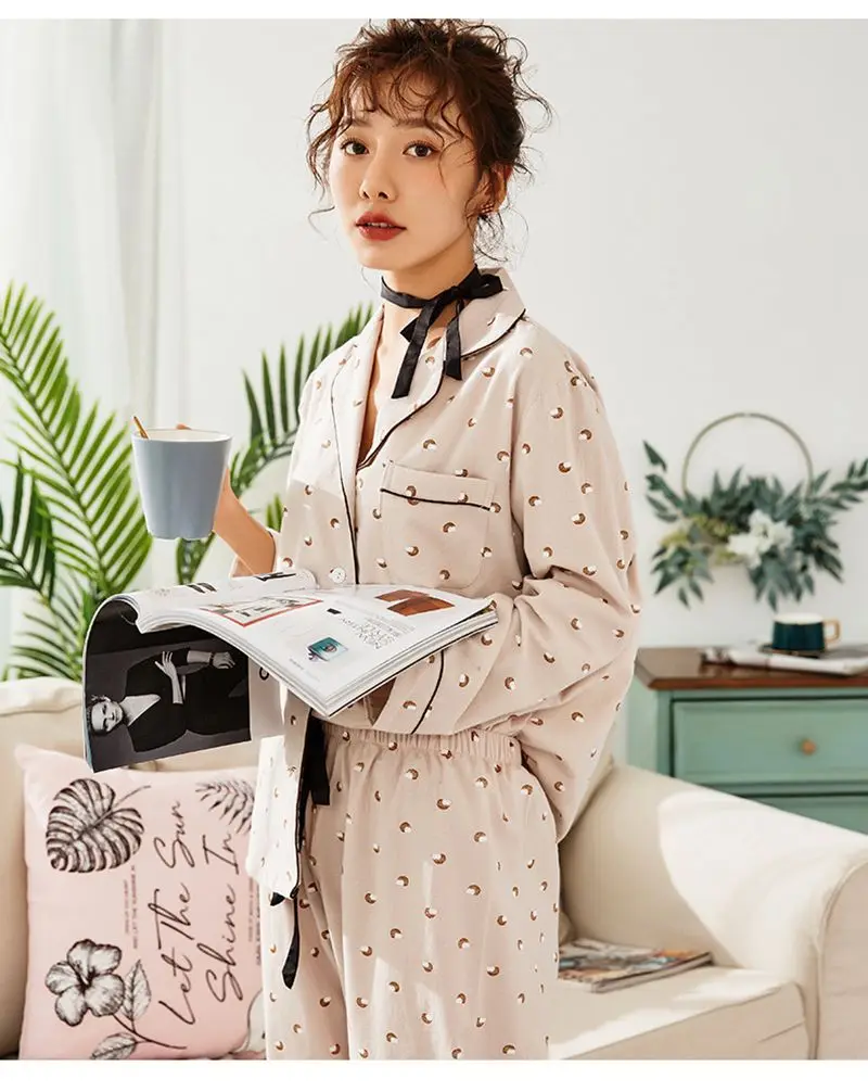 12266512485_559343622