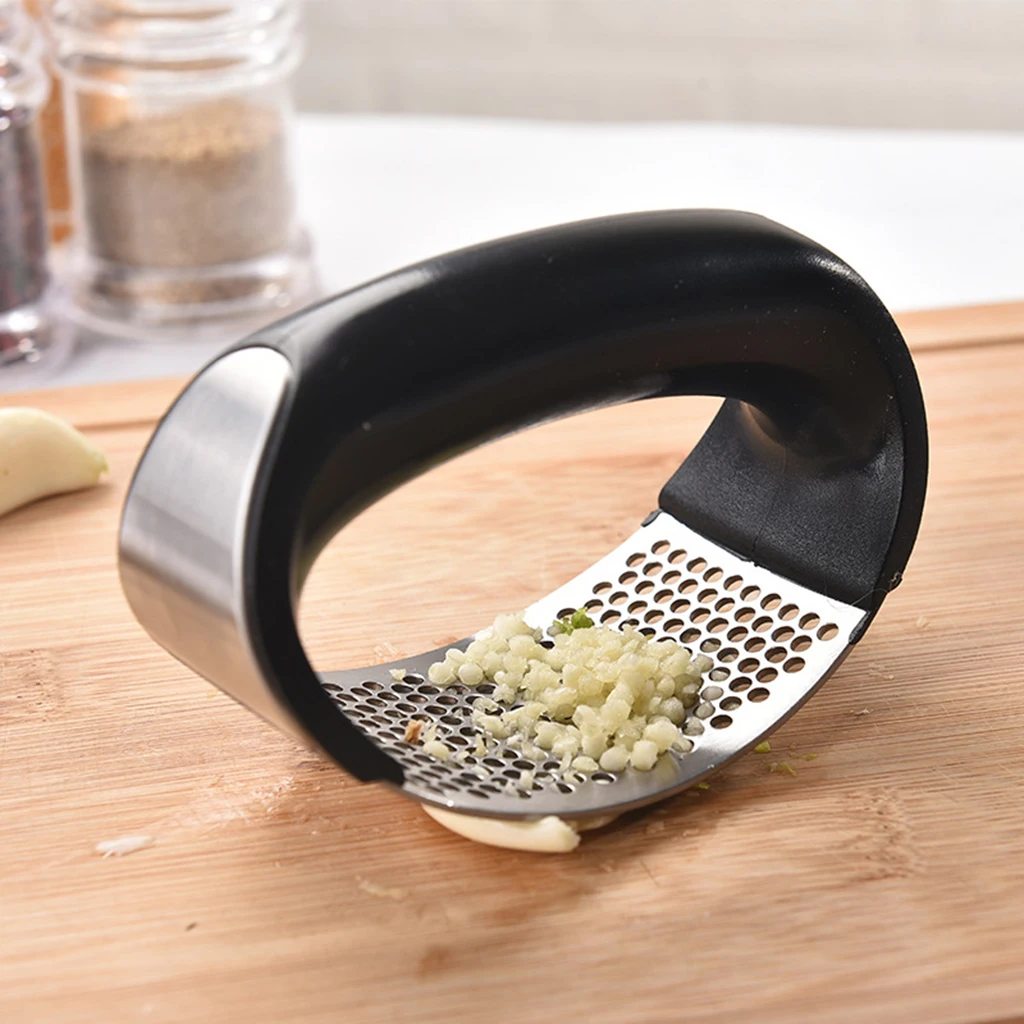 Kitchen Garlic Press Rocker Stainless Steel Garlic Crusher Tool Garlic Press Rocker Roller Slicer for Ginger Peanuts Nuts