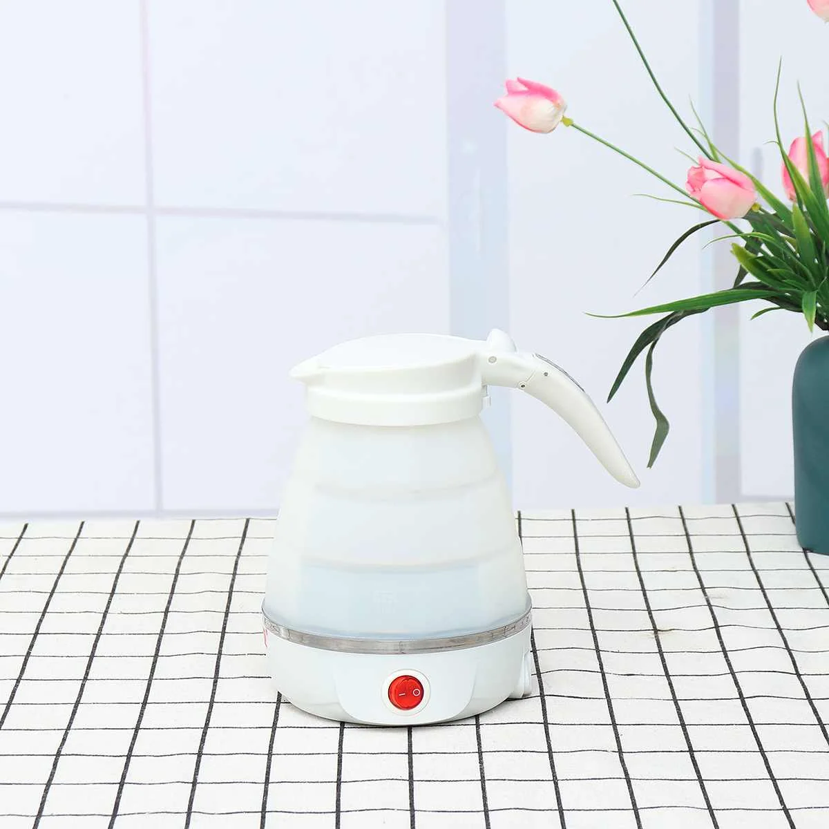 700W Electric Kettle Travel 0.6L Mini Foldable Kettle heated Water Boiler Silicone Electric Kettles Collapsible Camping Kettle