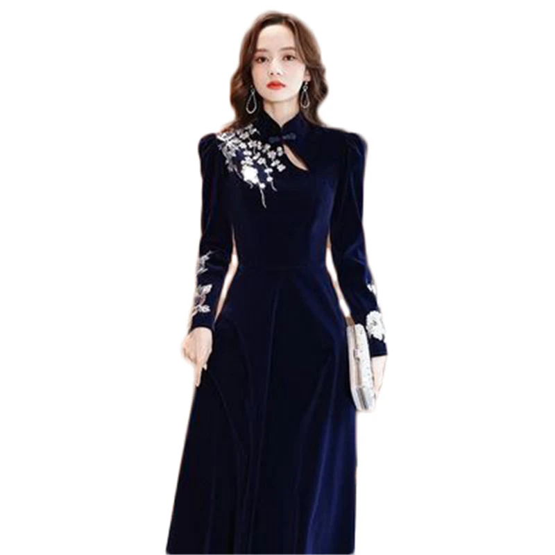 

2021 New Arrivals Women's Long Dress Cheongsam Spring Autumn Female Formal Dresses Qipao Lady Embroidery Vestido M108