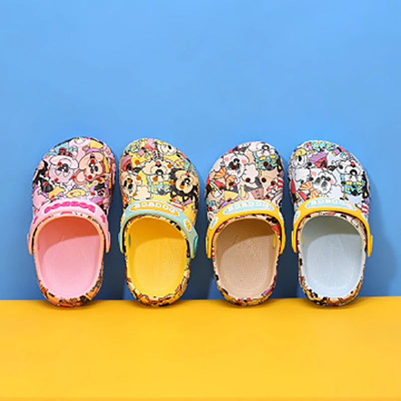 2020 Children's hole shoes,Garden shoes Indoor antiskid soft soles for boys and girls in summer,1-3-year-old children's sandals