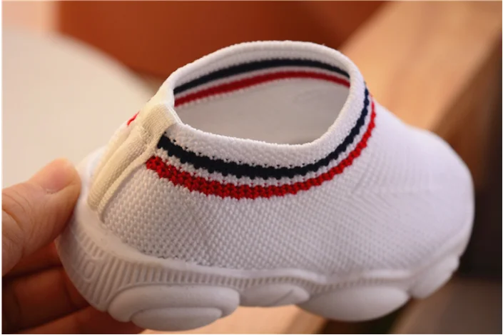 Г. Новая обувь с изображением медведя детские носки на мягкой подошве для девочек Корейская версия полосатой обуви с рукавами для мальчиков