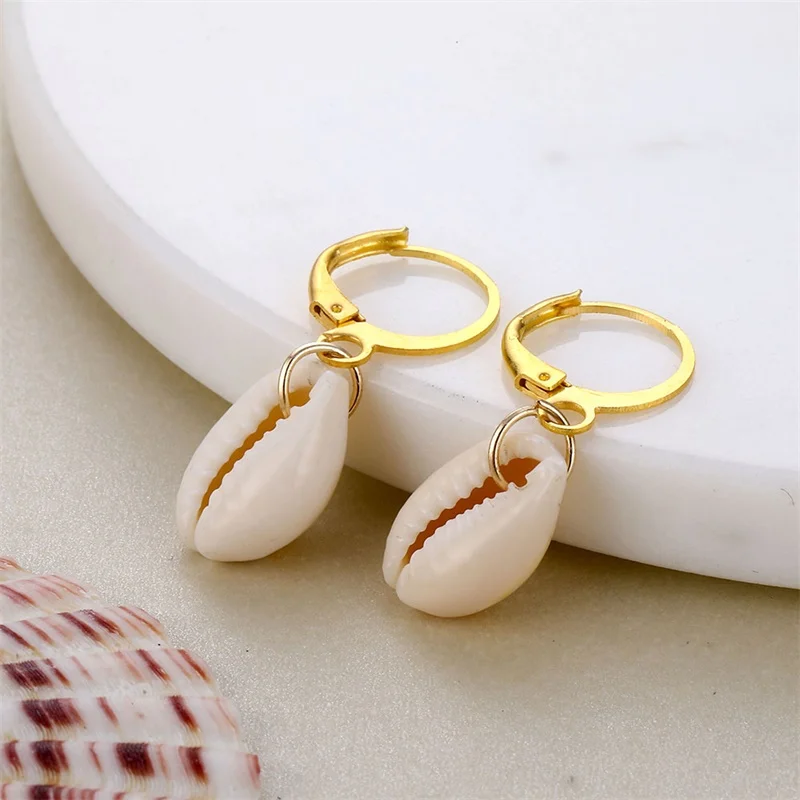 

Gold Color Metal Marine Shell Earrings Natural Sea Shell Snail Earrings Statement Dangle Earrings 2019 For Women Beach Jewelry