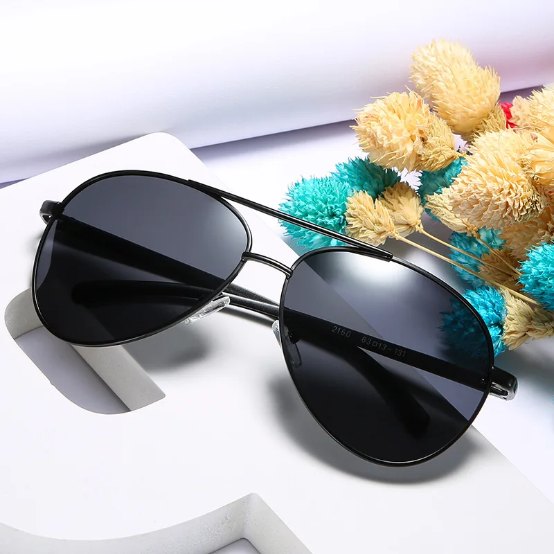 

Polarized Sunglasses for Men Fashion Sun Glasses Trend Retro Driving Eyewear For Male Simple Toad Sunglasses UV400