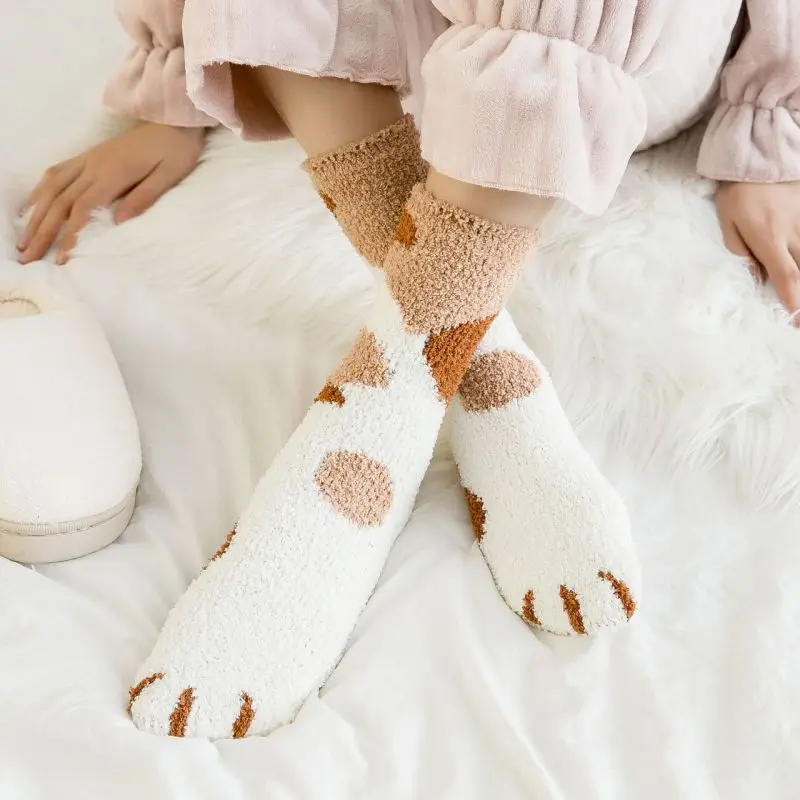 Женские носки с когтями; сезон осень-зима; нескользящие толстые теплые носки из бархата кораллового цвета; домашние носки для сна; милые теплые носки