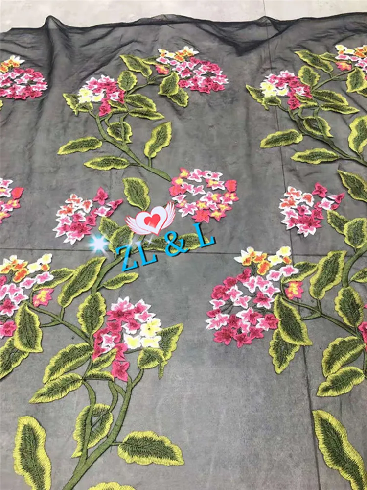 Exquisite floral embroidery Nigeria lace French mesh gauze African lace fabric suitable for high-end clothing dress skirt fabric
