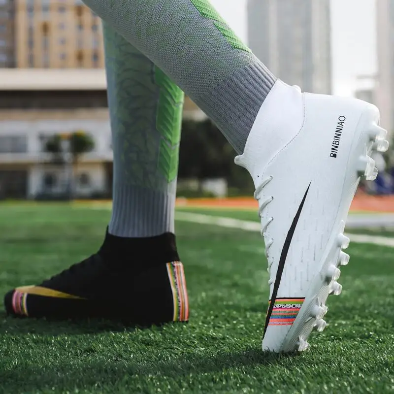 

Men Football Boots Soccer Cleats Boots Long Spikes TF Spikes High Top Ankle Sneakers Soft Indoor Turf Futsal Grip Soccer Shoes