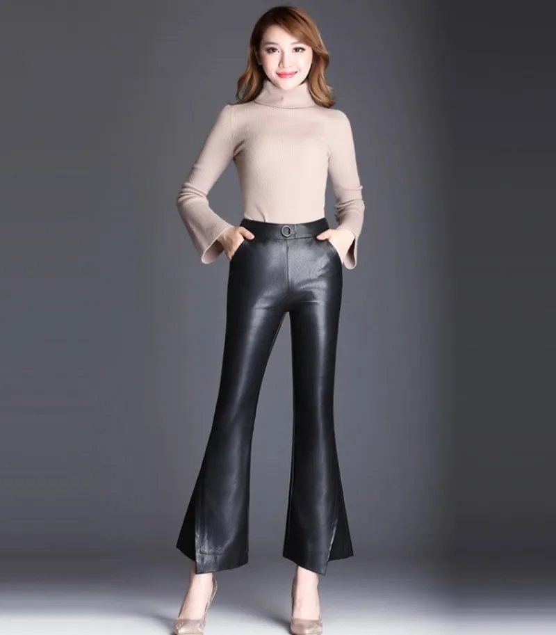 conew_4716307540_1813986599_conew1