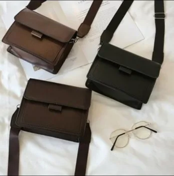 

2020 Korean fashion new simple retro small square bag wild pu single shoulder oblique wide shoulder bag