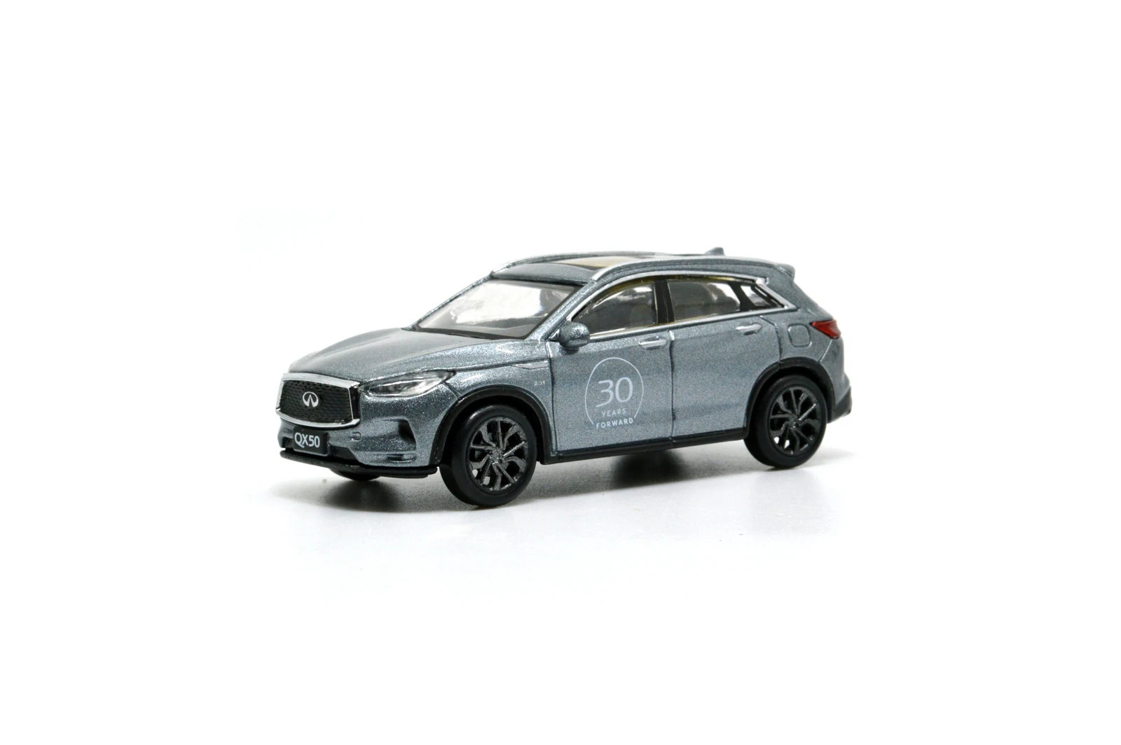 Модель Paudi 1/64 1: 64 масштаб Infiniti QX50 серый 30 лет вперед литье под давлением игрушечный автомобиль авторизованный детские игрушки
