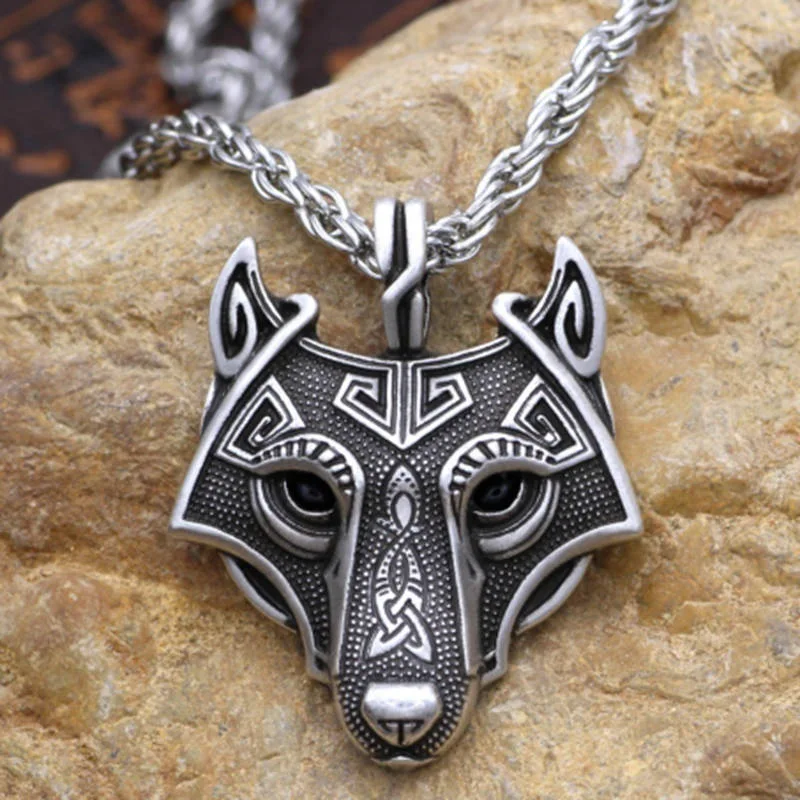 Collier Homme Sautoir En Cuir Carré Marron Et Pendentifs Plumes Et Cones Metal Bronze