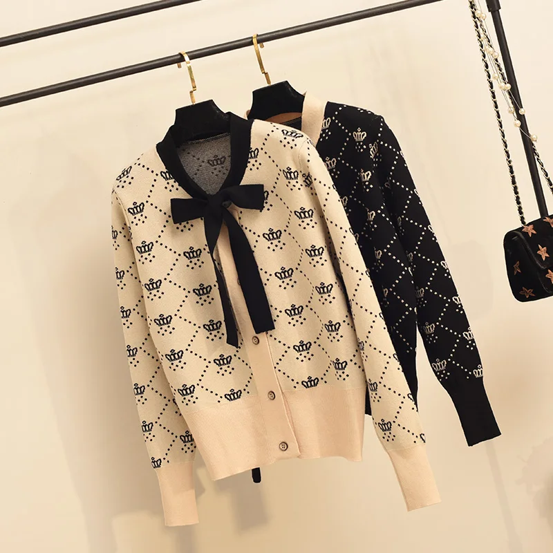 

and Autumn Spring New Retro Crown Coat with Butterfly Knot and Small Fragrance Knitted Shirt