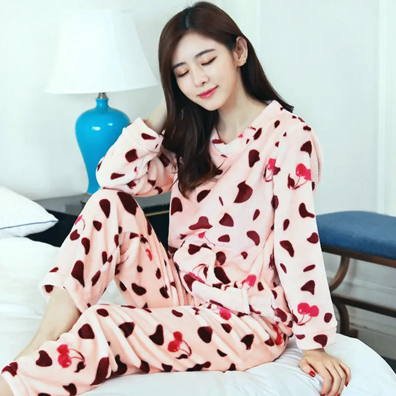 Женская пижама Woman's Pajamas Sets Autumn Flannel Coral O-neck Home Suit 2019Female New Long-sleeve Thicken Print Sleeping Sets