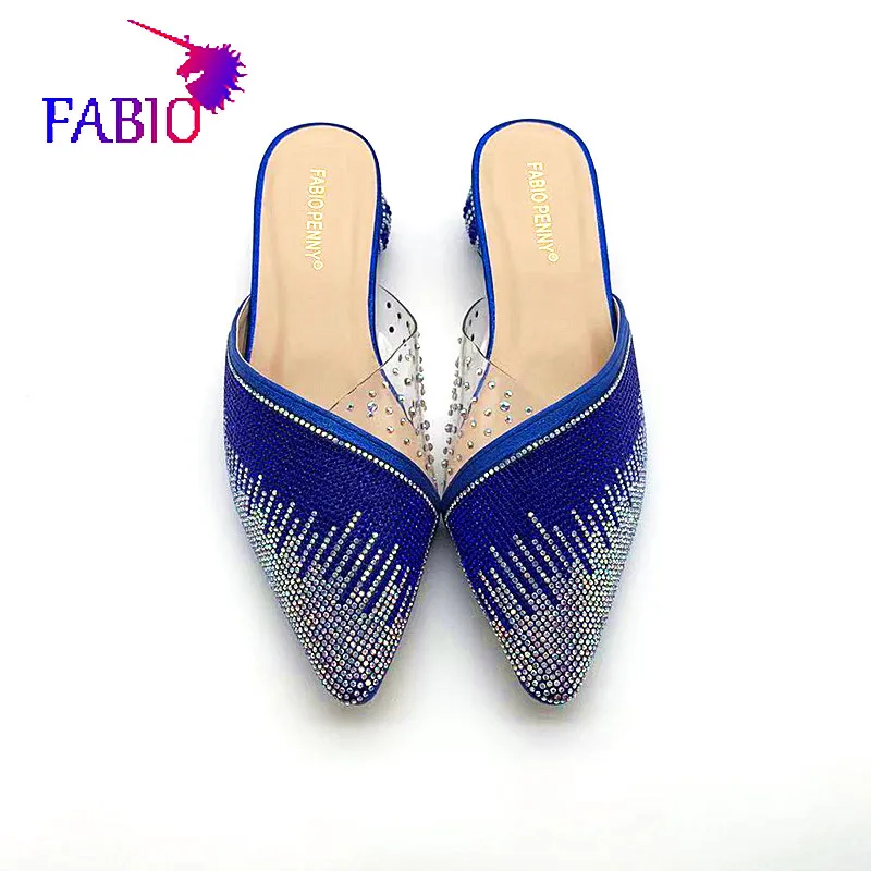 

Plastic glitter lady slippers with low heels