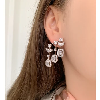 

Simple fashion temperament size Zircon Earrings Earrings