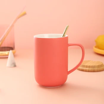 

Frosted Creative Simple Mug Ceramic Handle Office Spoon with Lid Nordic Design High Capacity Taza De Cafe Drinkware BE50mg