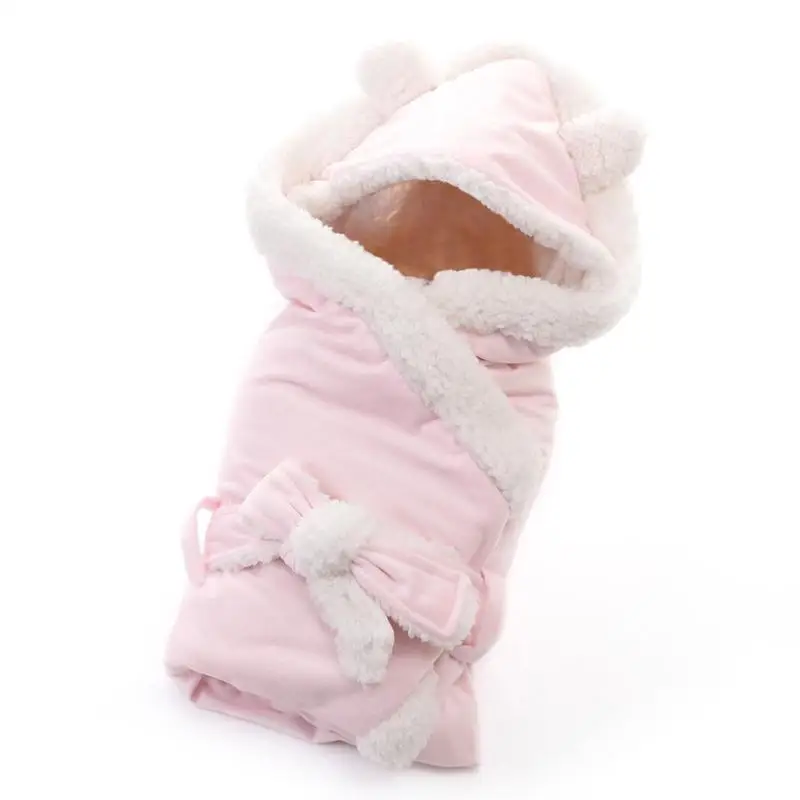 Спальные мешки для новорожденных; Удобный Пояс с капюшоном и карманом; зимняя теплая пеленка; мягкое одеяло для младенцев - Цвет: Розовый